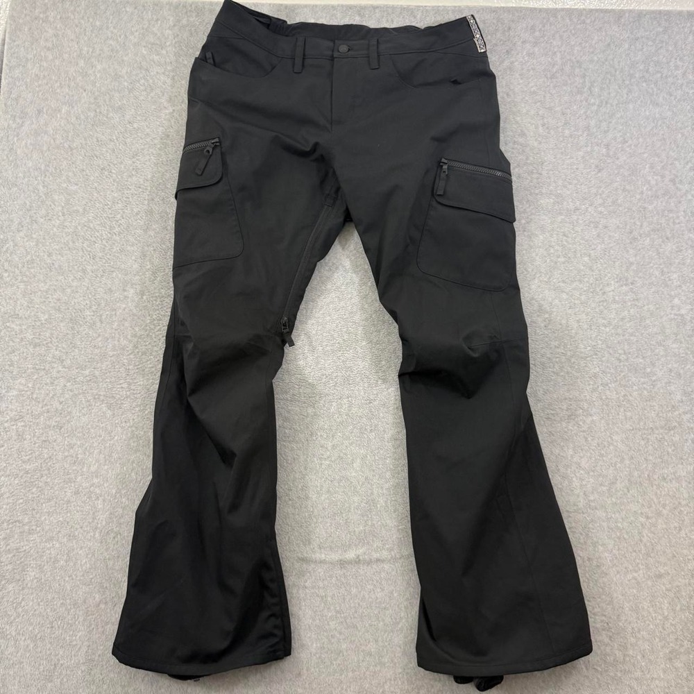 Burton Living Lining Black Cargo Snowboard Ski Pants Men's Large Technical 530